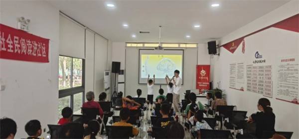 四川成都：光华社区开展“你的身体里有台机器人”人体科学科普讲座活动488.png