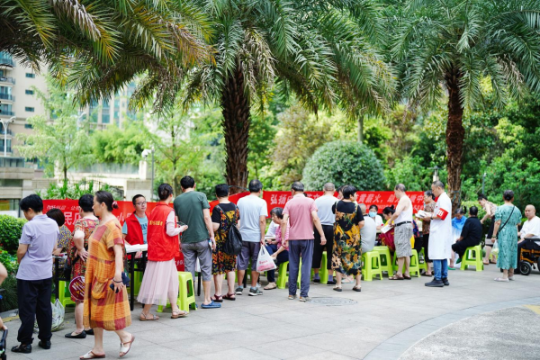 四川成都：燎原社区开展“便民店小二”小区便民服务活动658.png