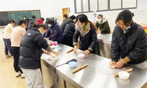 1717256632186649.jpg 戚家山成校开展第二期中式面点技能培训-2 .jpg