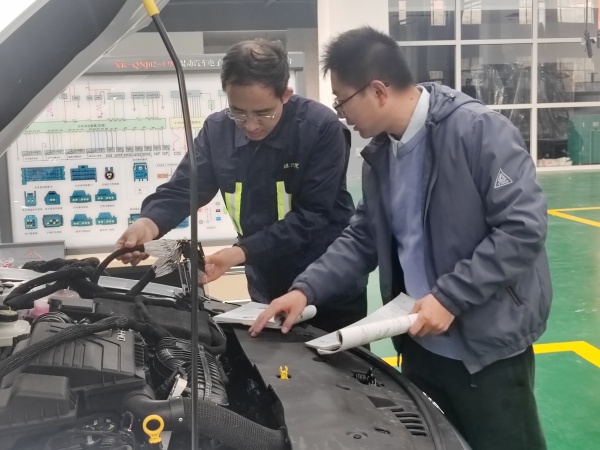 教育帮扶徐锦涛照片 (8)_副本.jpg