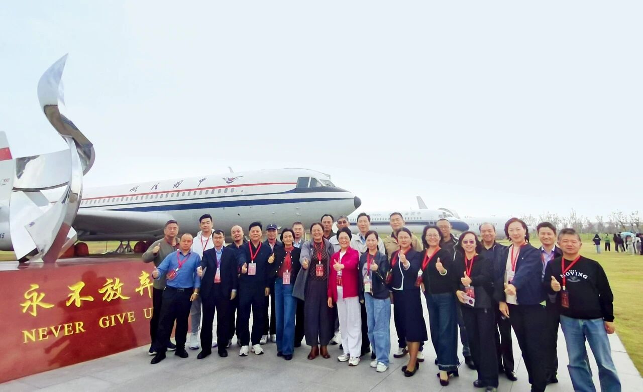 1760584304295803.jpg 1760584304295803.jpg