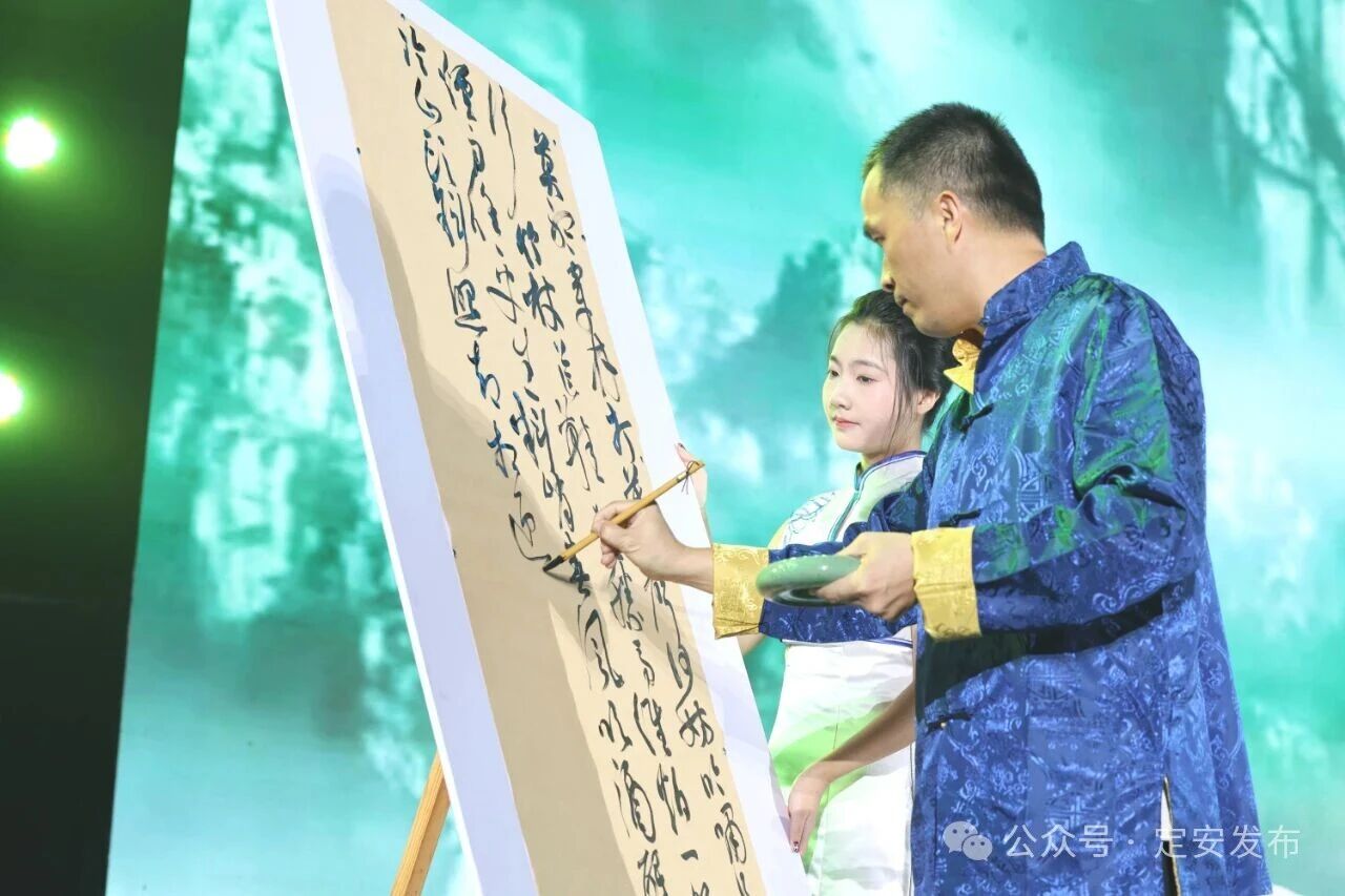 1762245707491901.jpg 1762245707491901.jpg